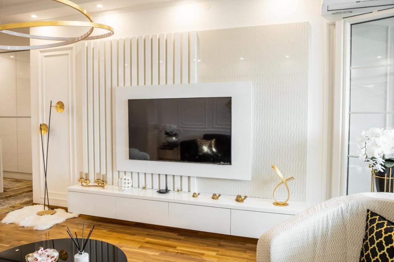 Luxury Apartment Karic Free Parking 图兹拉 外观 照片
