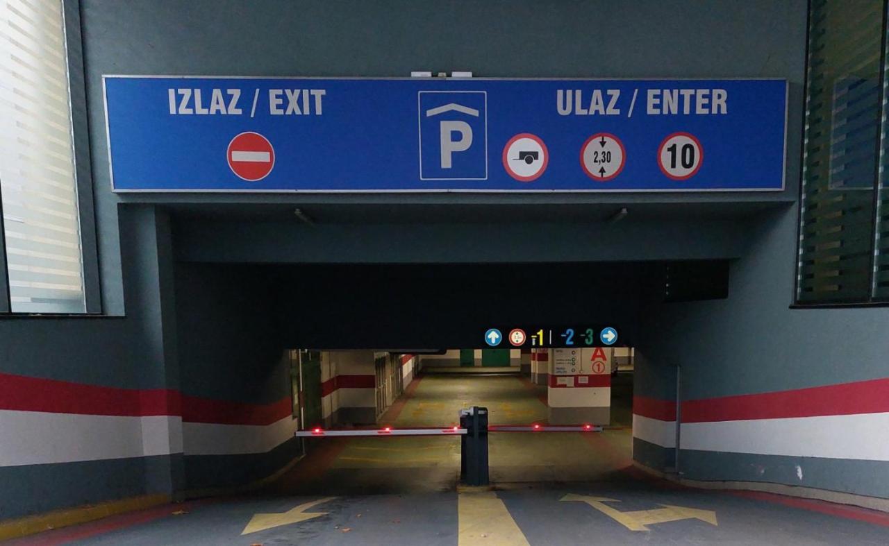 Luxury Apartment Karic Free Parking 图兹拉 外观 照片