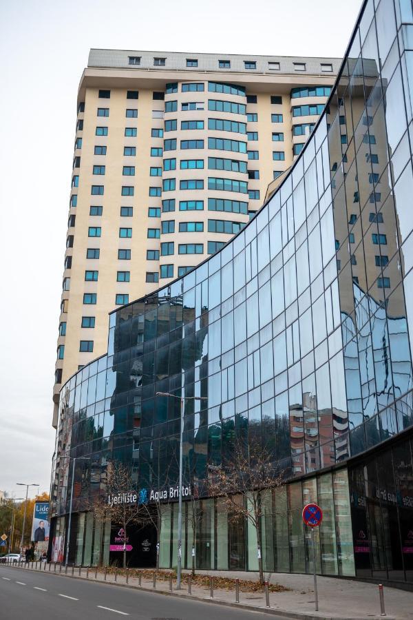 Luxury Apartment Karic Free Parking 图兹拉 外观 照片