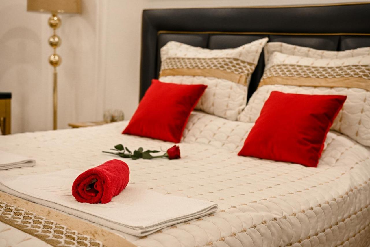 Luxury Apartment Karic Free Parking 图兹拉 外观 照片