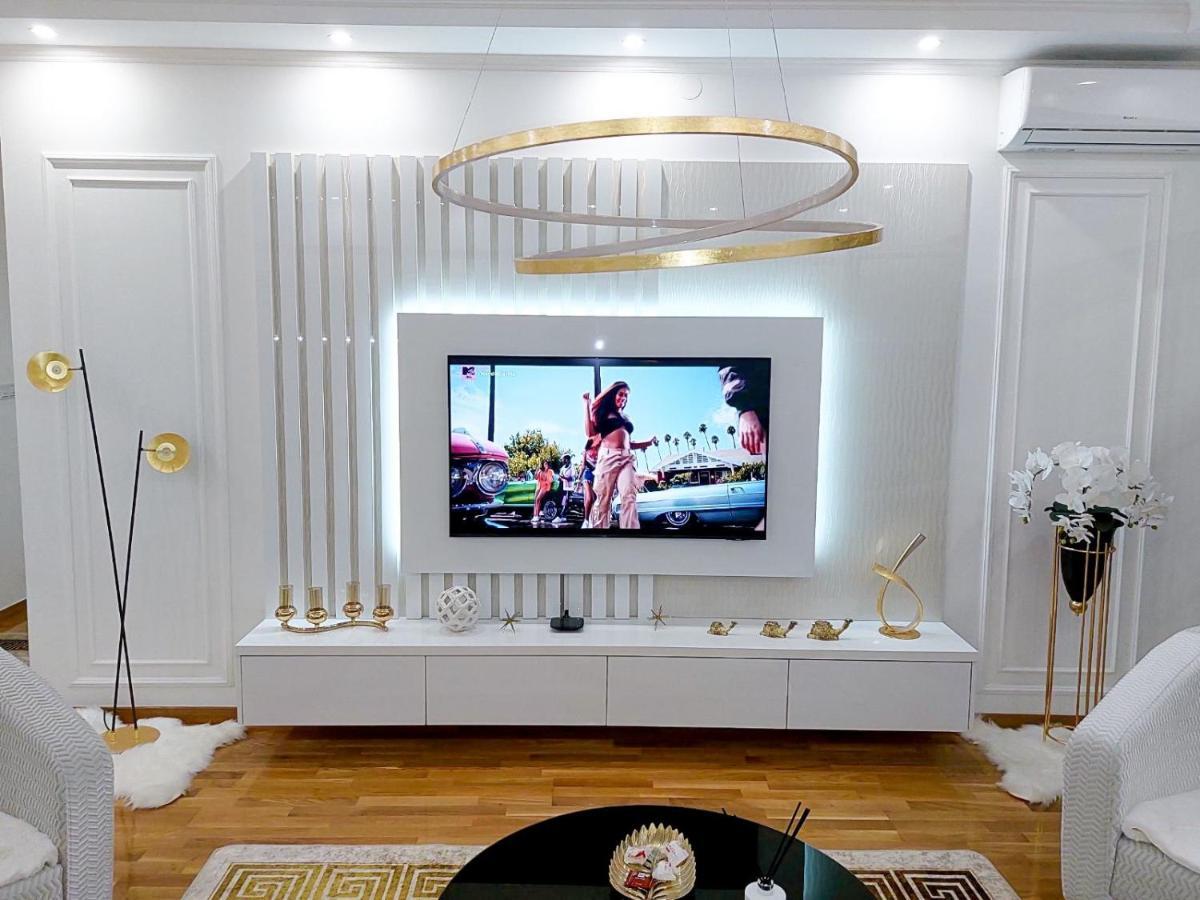 Luxury Apartment Karic Free Parking 图兹拉 外观 照片