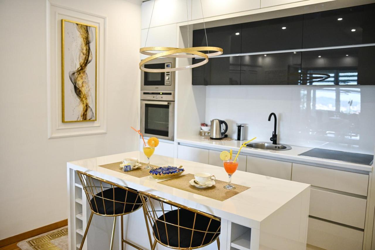 Luxury Apartment Karic Free Parking 图兹拉 外观 照片