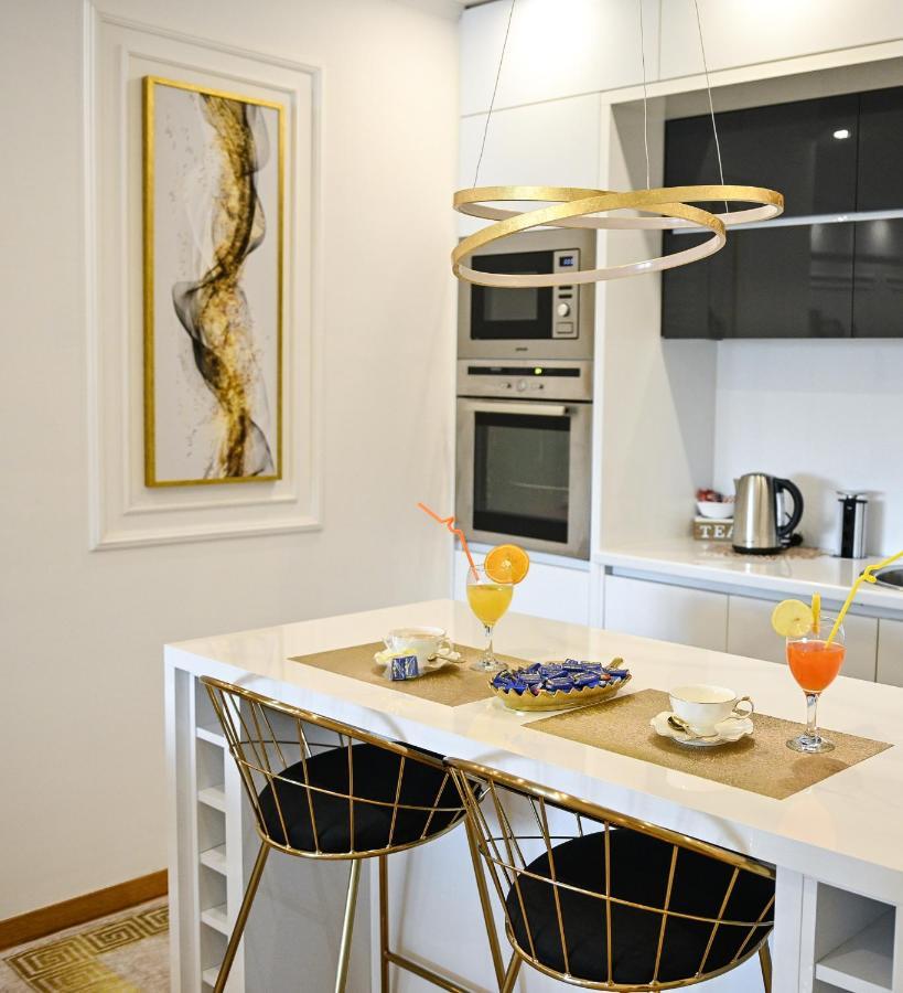 Luxury Apartment Karic Free Parking 图兹拉 外观 照片