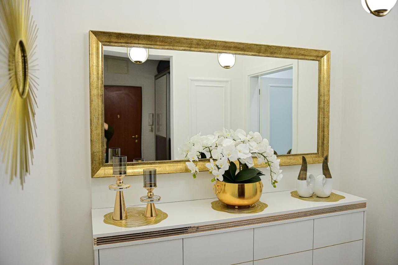 Luxury Apartment Karic Free Parking 图兹拉 外观 照片